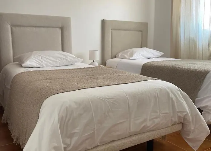 Flor Do Sol Al92221 Atouguia Da Baleia